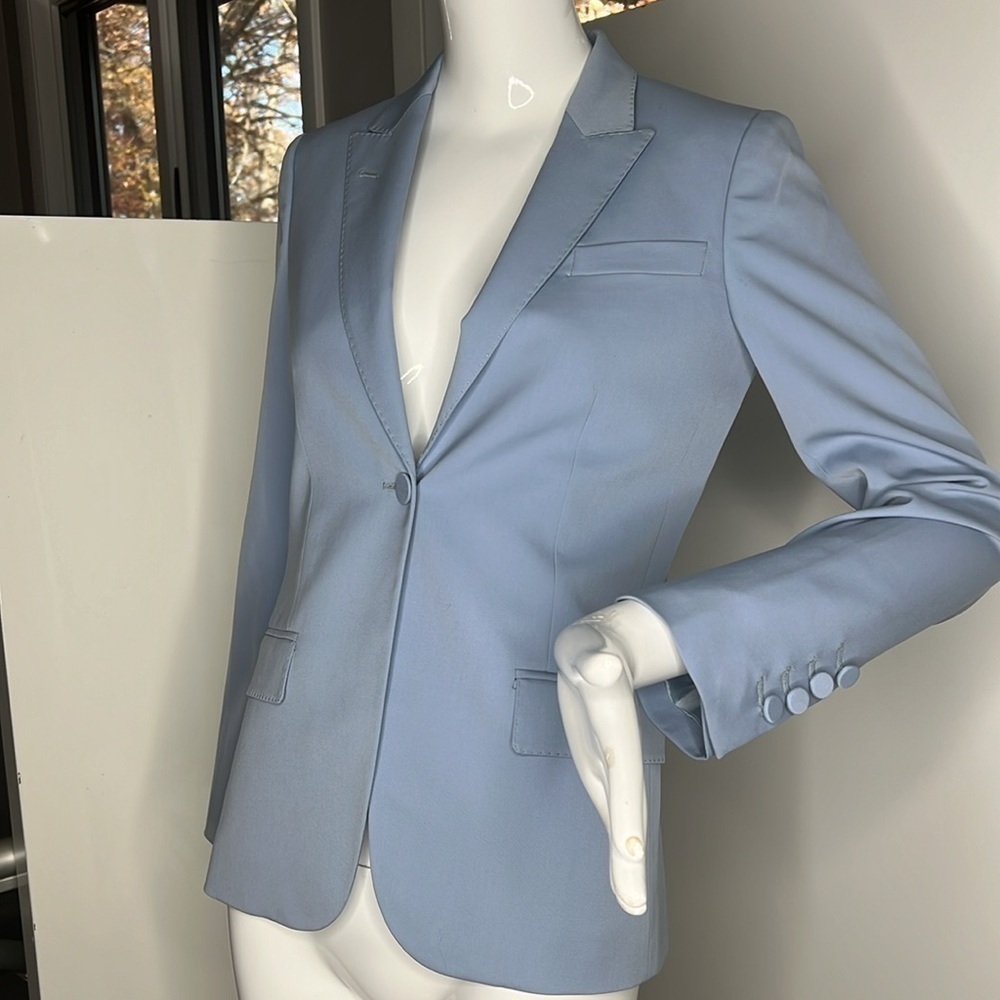 Gucci Sz 40 Wool & Silk French Blue Fitted Blazer